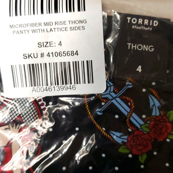 ♥️NWT VINTAGE TORRID THONG PANTY - LOVERS TATTOO HEART PINUP PRINT - PLUS SIZE - Picture 14 of 14